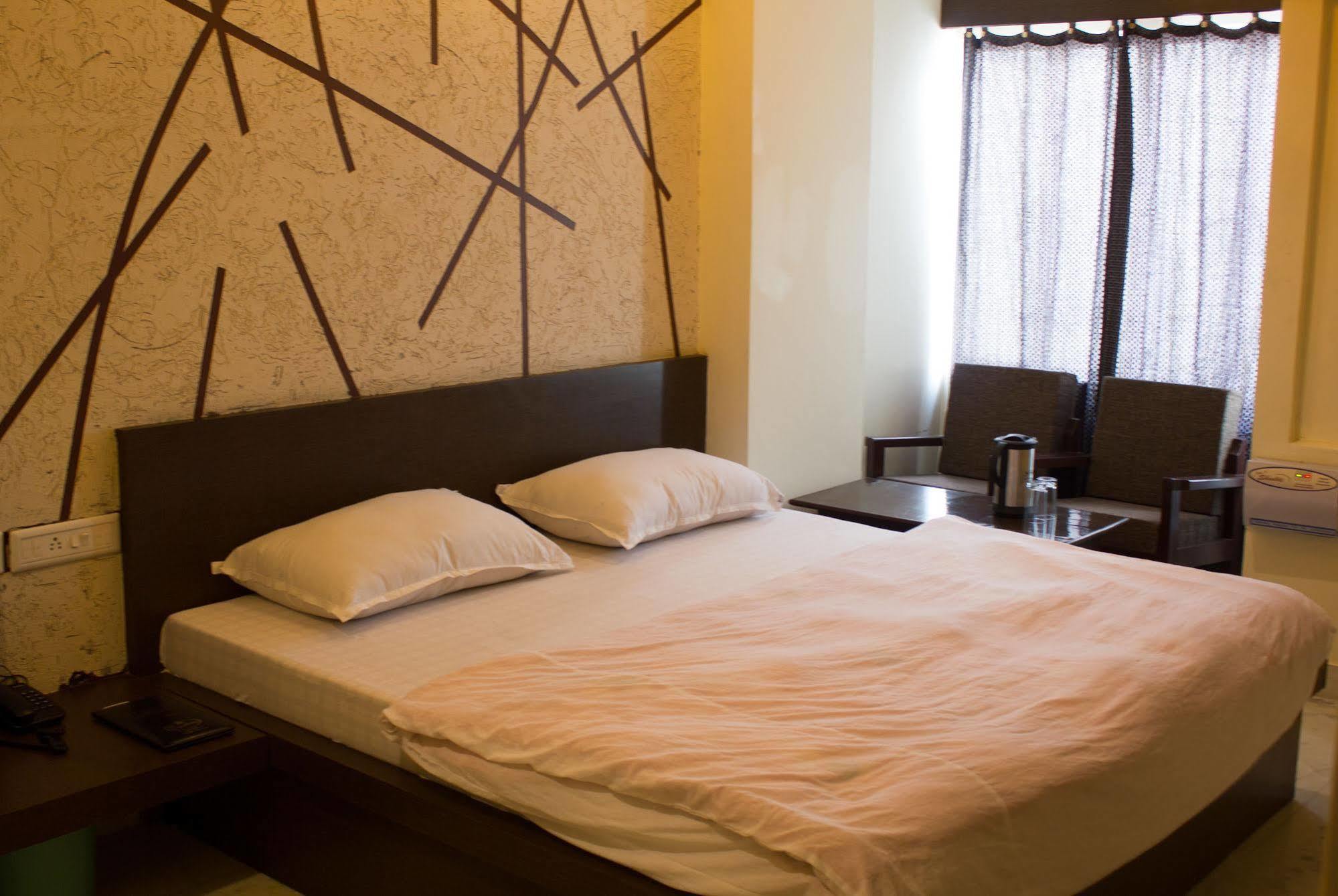 Hotel Holiday Home Jaipur Buitenkant foto